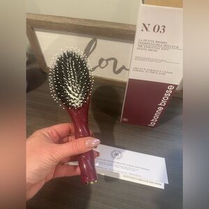 La Bonne Brosse N.03 boar bristle hair brush. The Shine & Care. Full size. Red